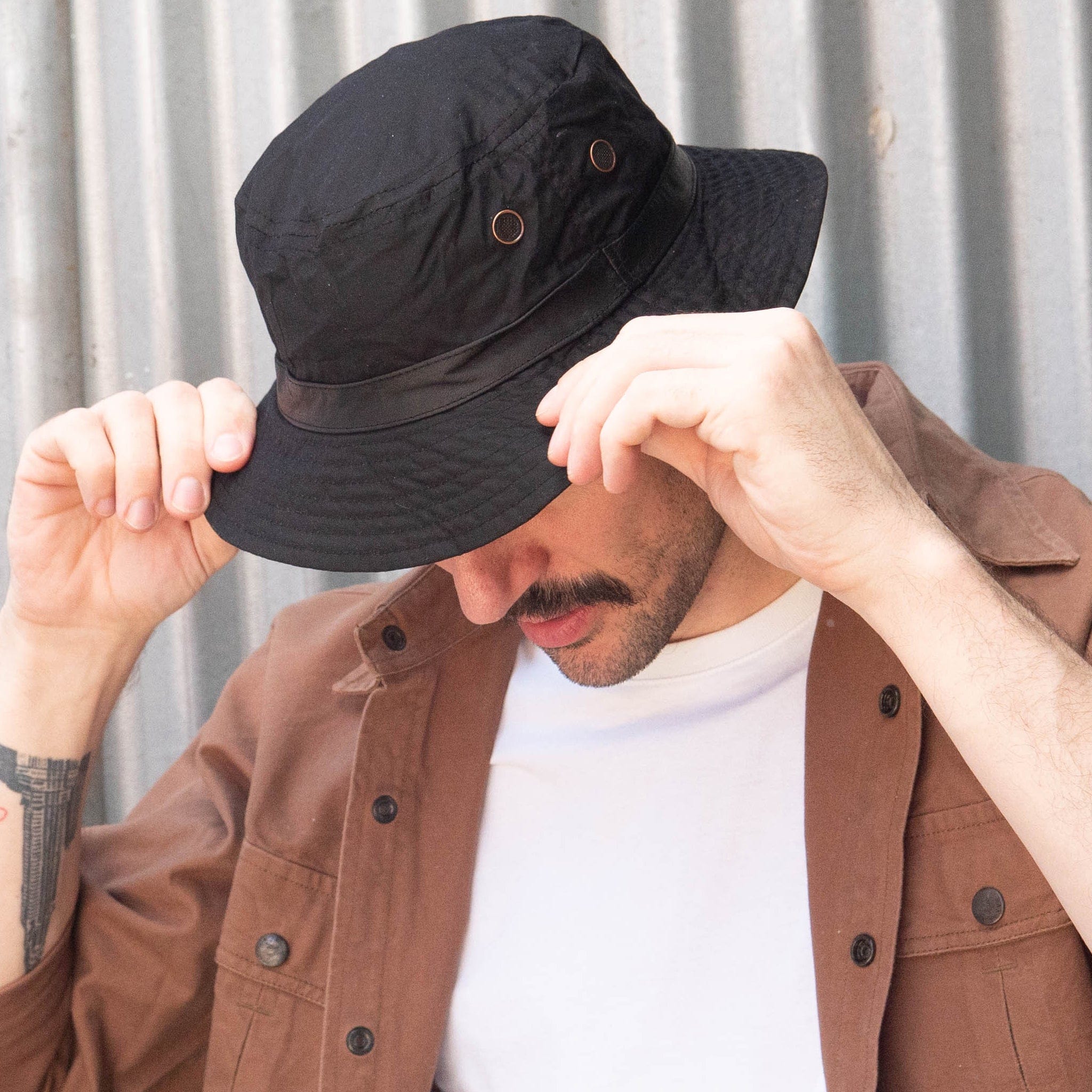 Buckleys Oilskin Bucket Hat - Image 3