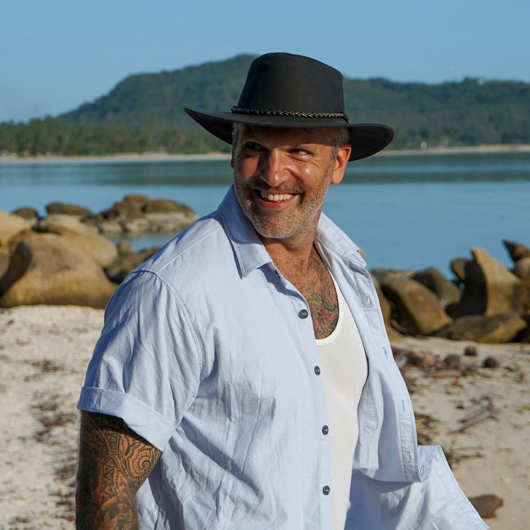 The Roo Leather Hat - Image 13