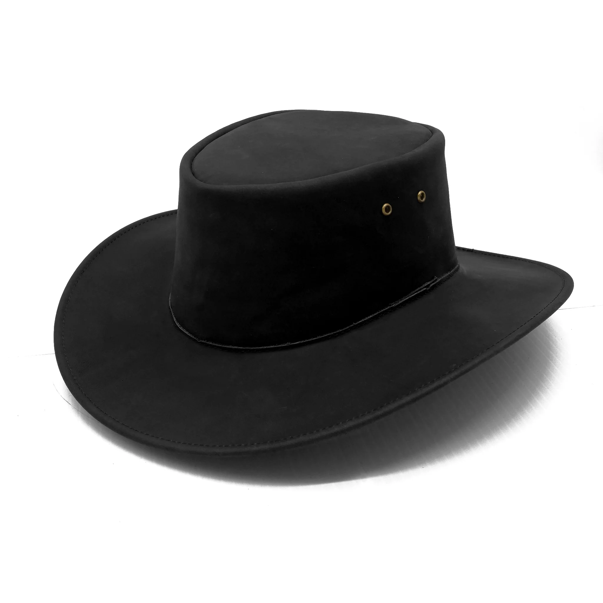 CustoMate your Leather Regular Brim