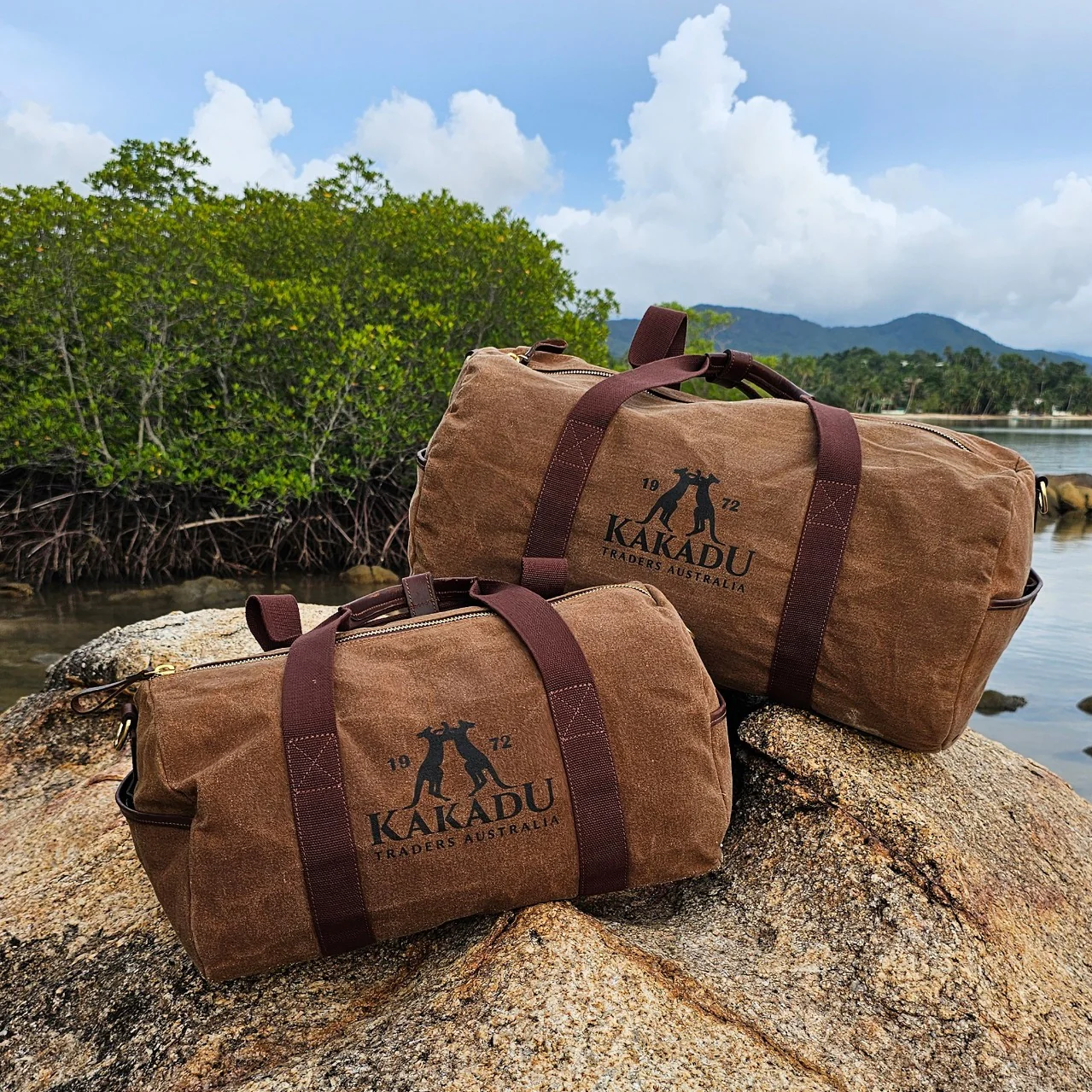 Outback Duffle Medium - Image 9