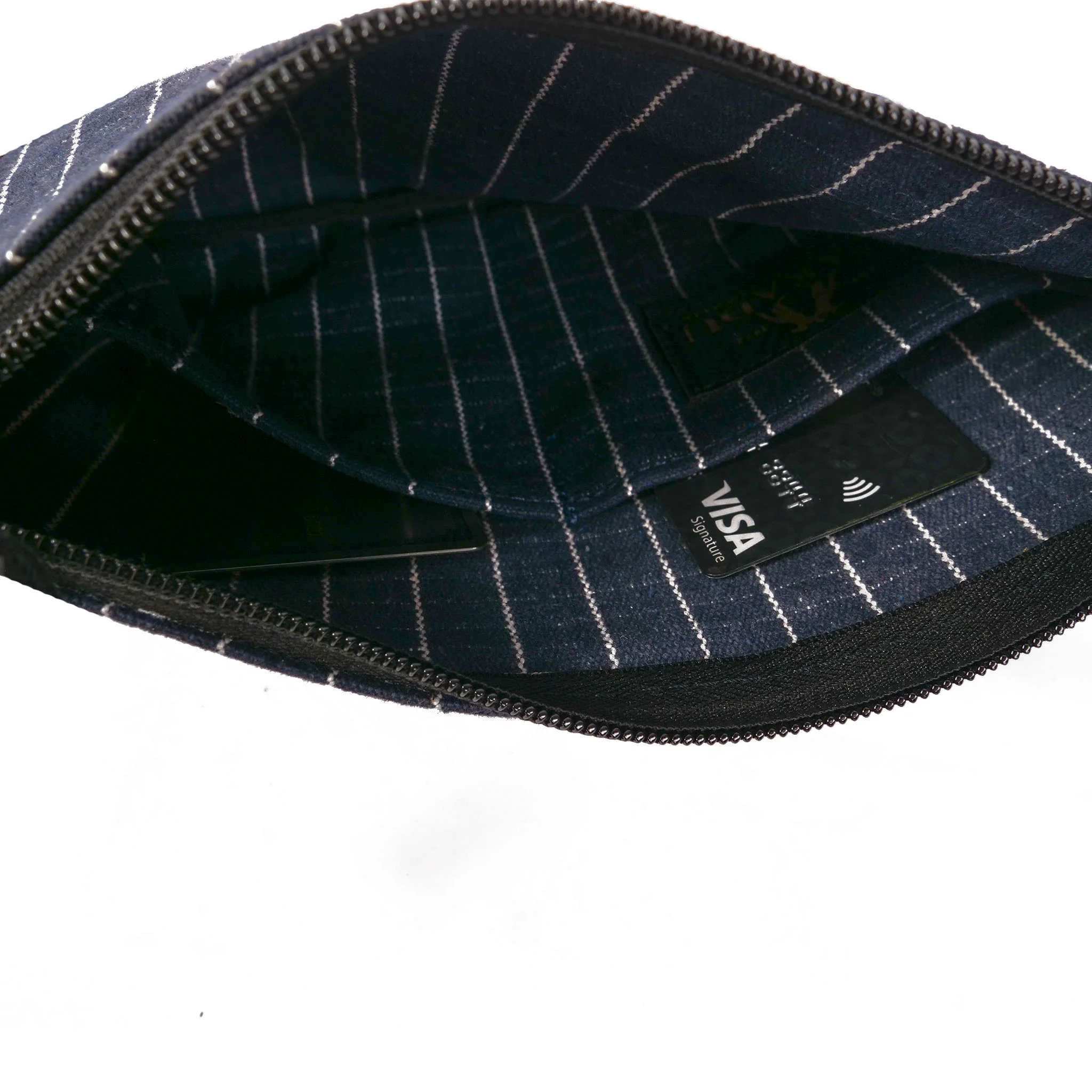 Stronghold Pouch Medium - Image 15