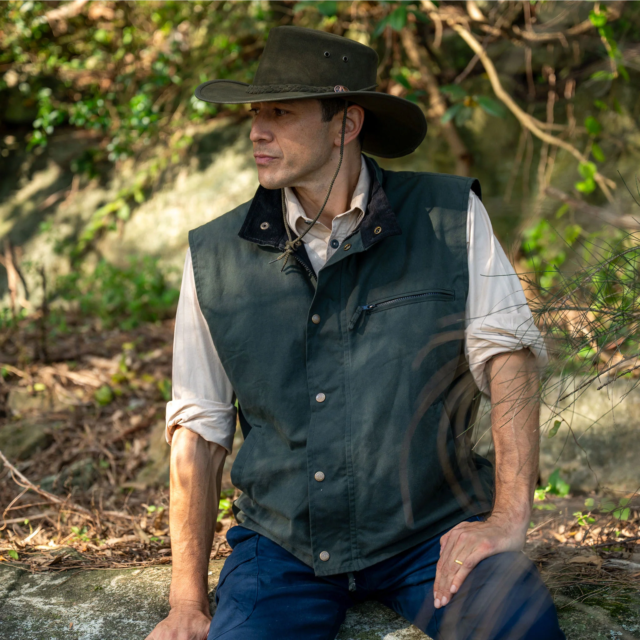 Workhorse Vest with zip pocket - Image 8